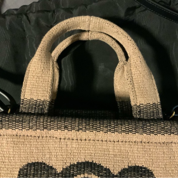 Celine Thais cabas tote. - Picture 2 of 12